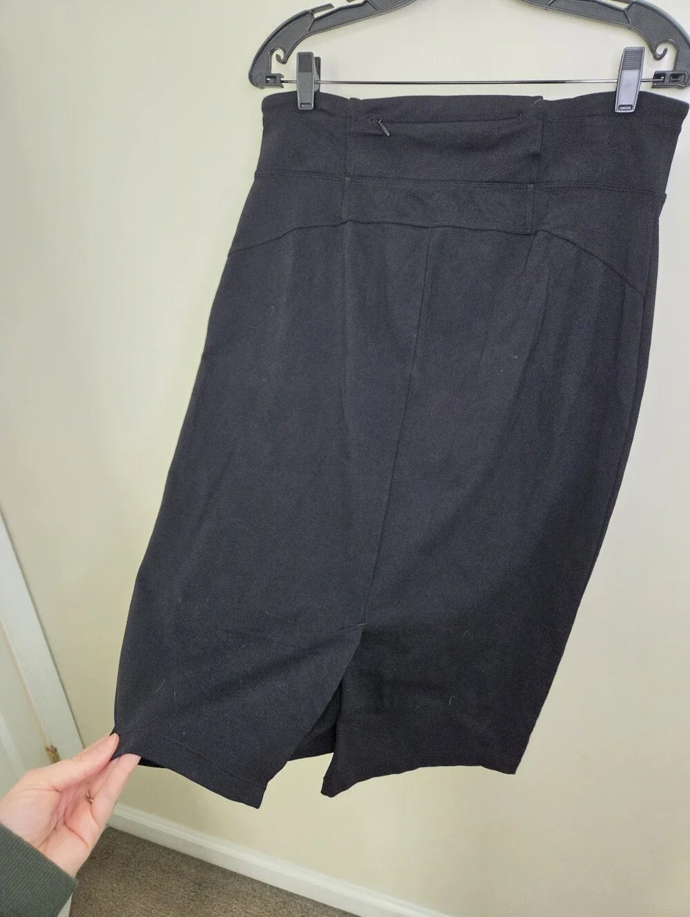Women's Athleta Mod Metro Black Pencil Skirt Sz Medium